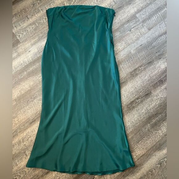 Sugarlips Plus Open Back Satin Maxi Dress- Size 3X - Picture 2 of 8